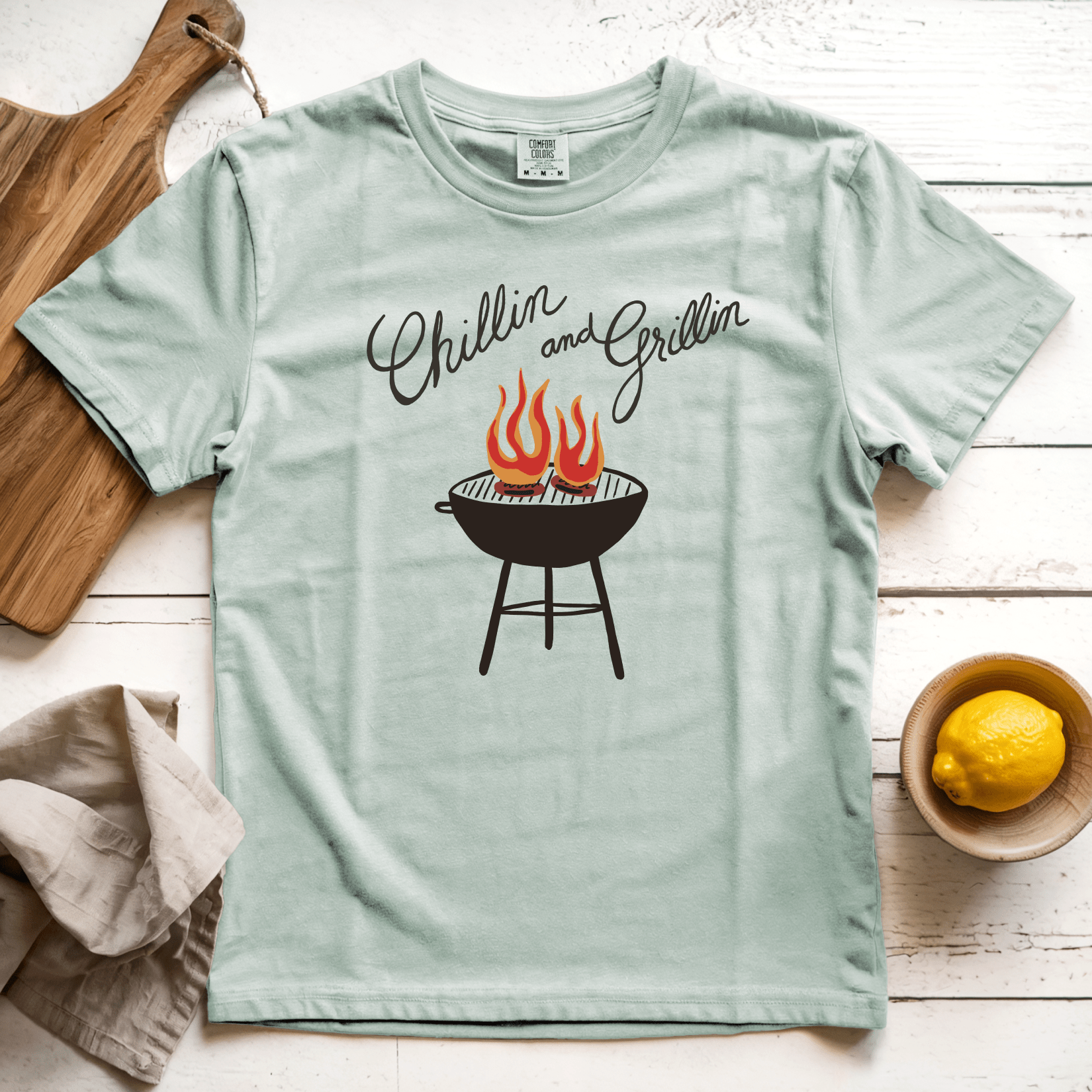 T-Shirt Bay / S Chillin and Grillin