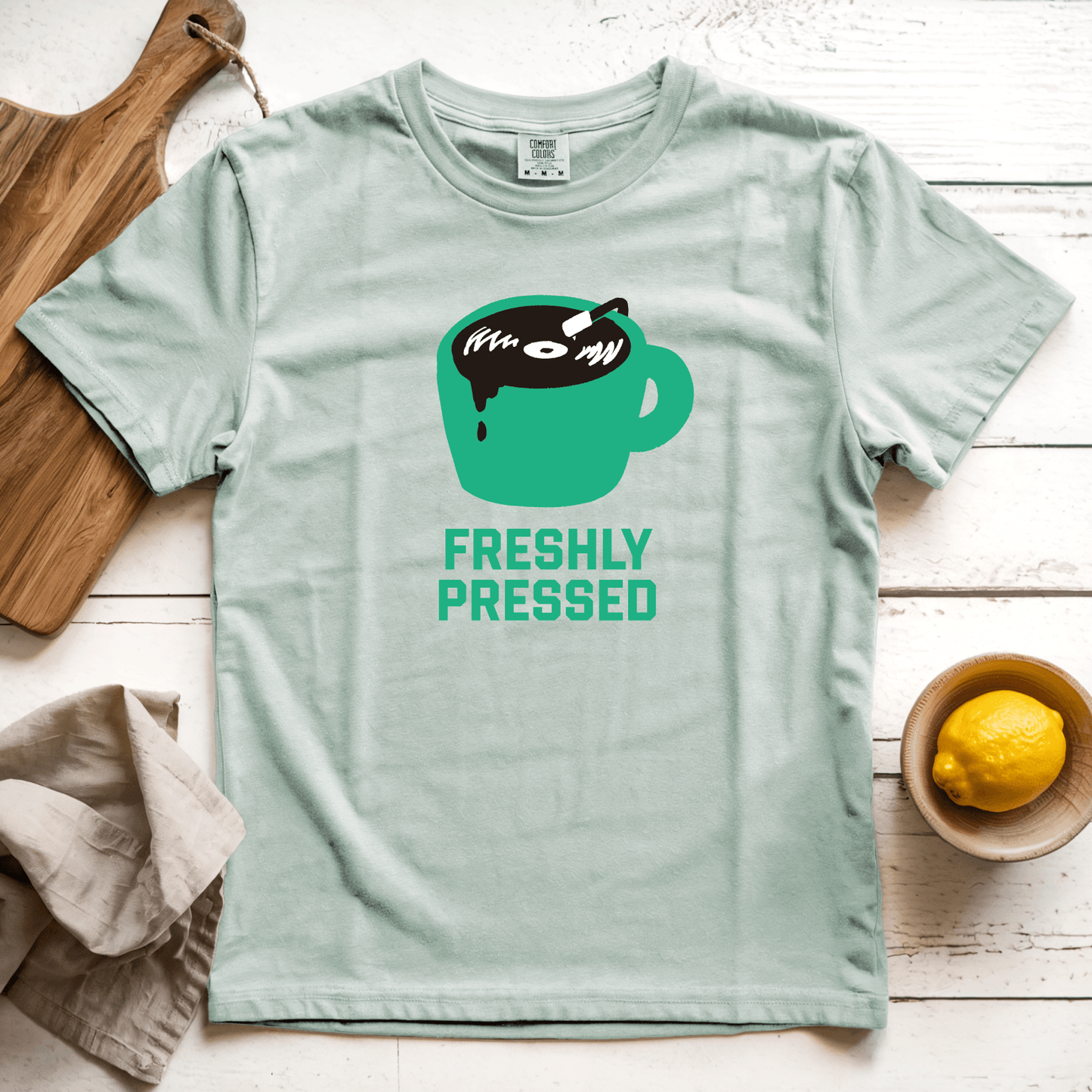 T-Shirt Bay / S Freshly Pressed