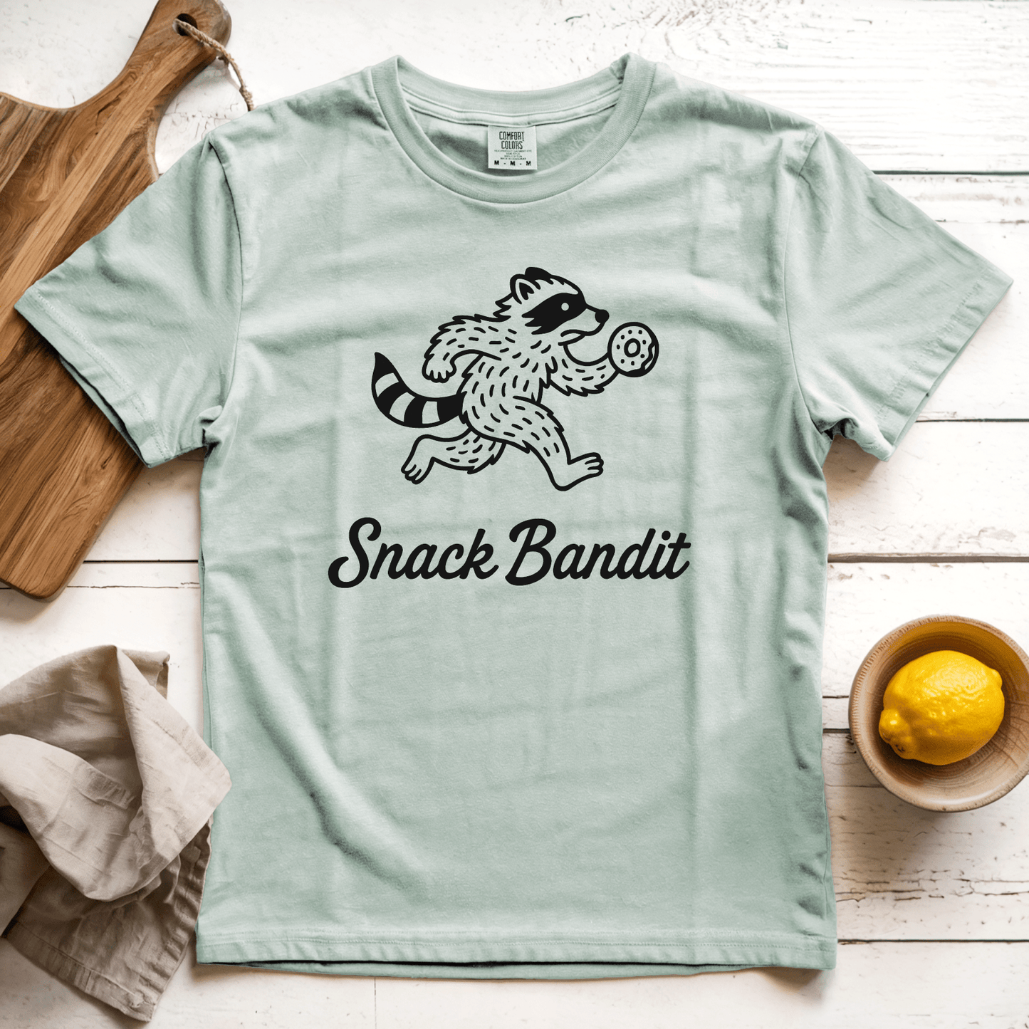 T-Shirt Bay / S Snack Bandit