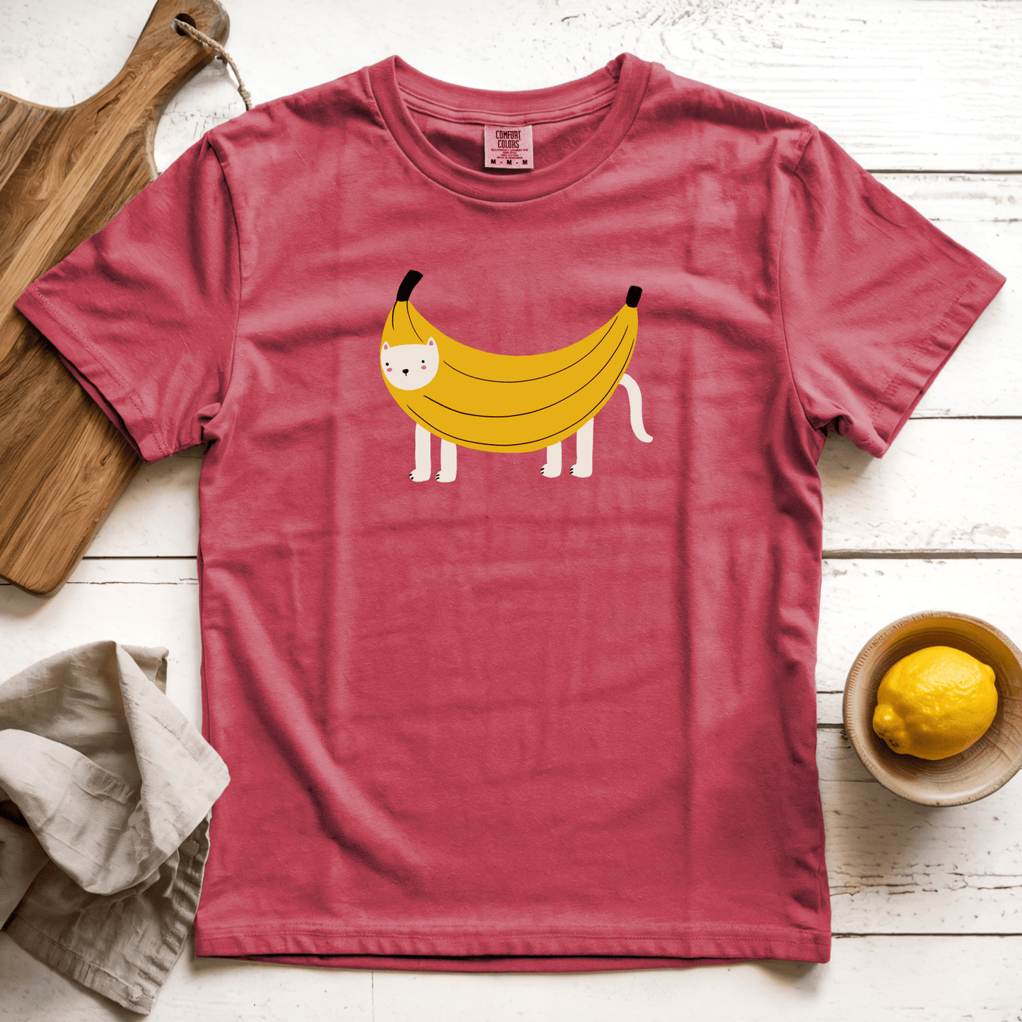 T-Shirt Crimson / S Banana Cat: Woblylines