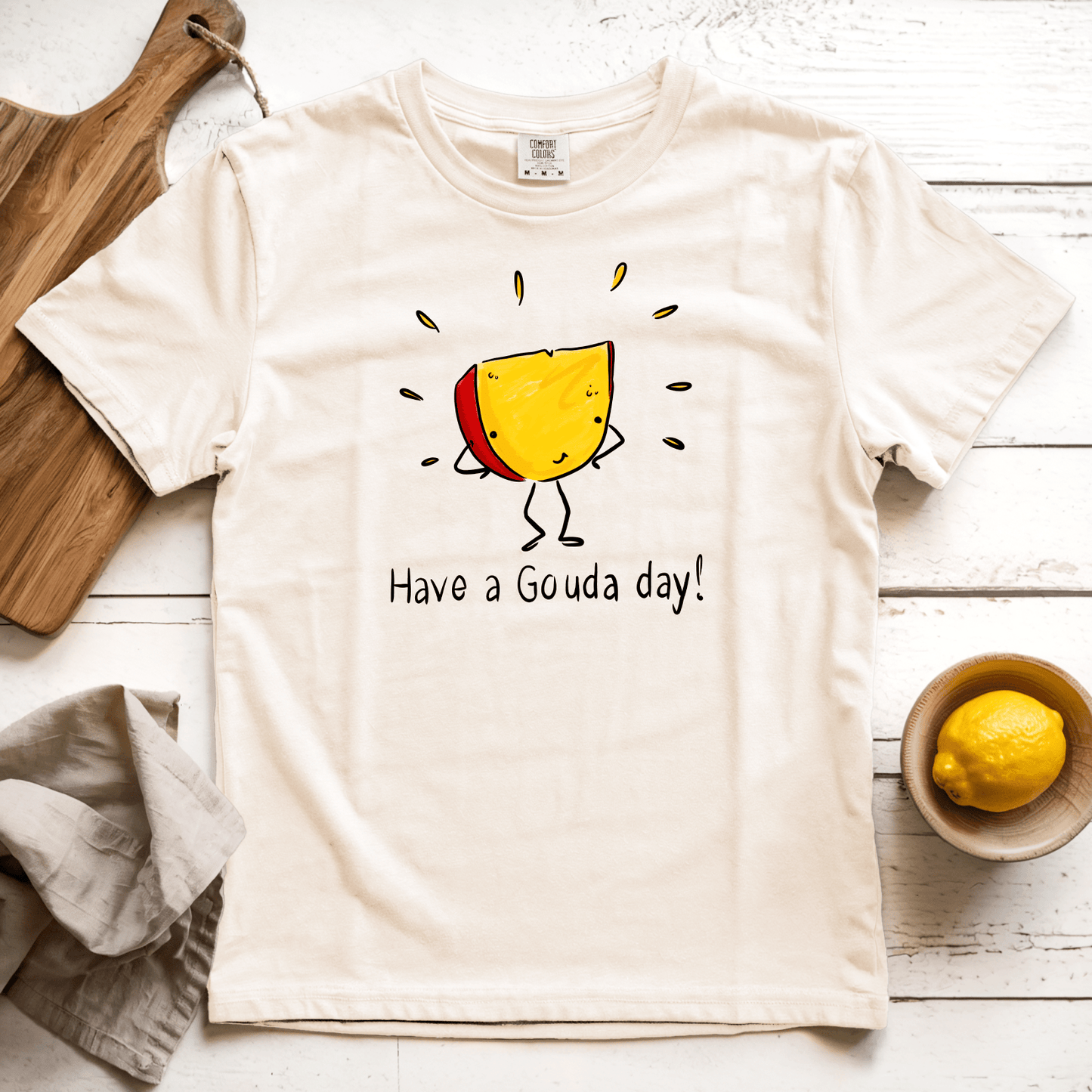 T-Shirt Ivory / S Have a Gouda Day: Micro Barbi