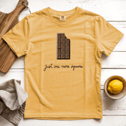 T-Shirt Mustard / S Just One More Square
