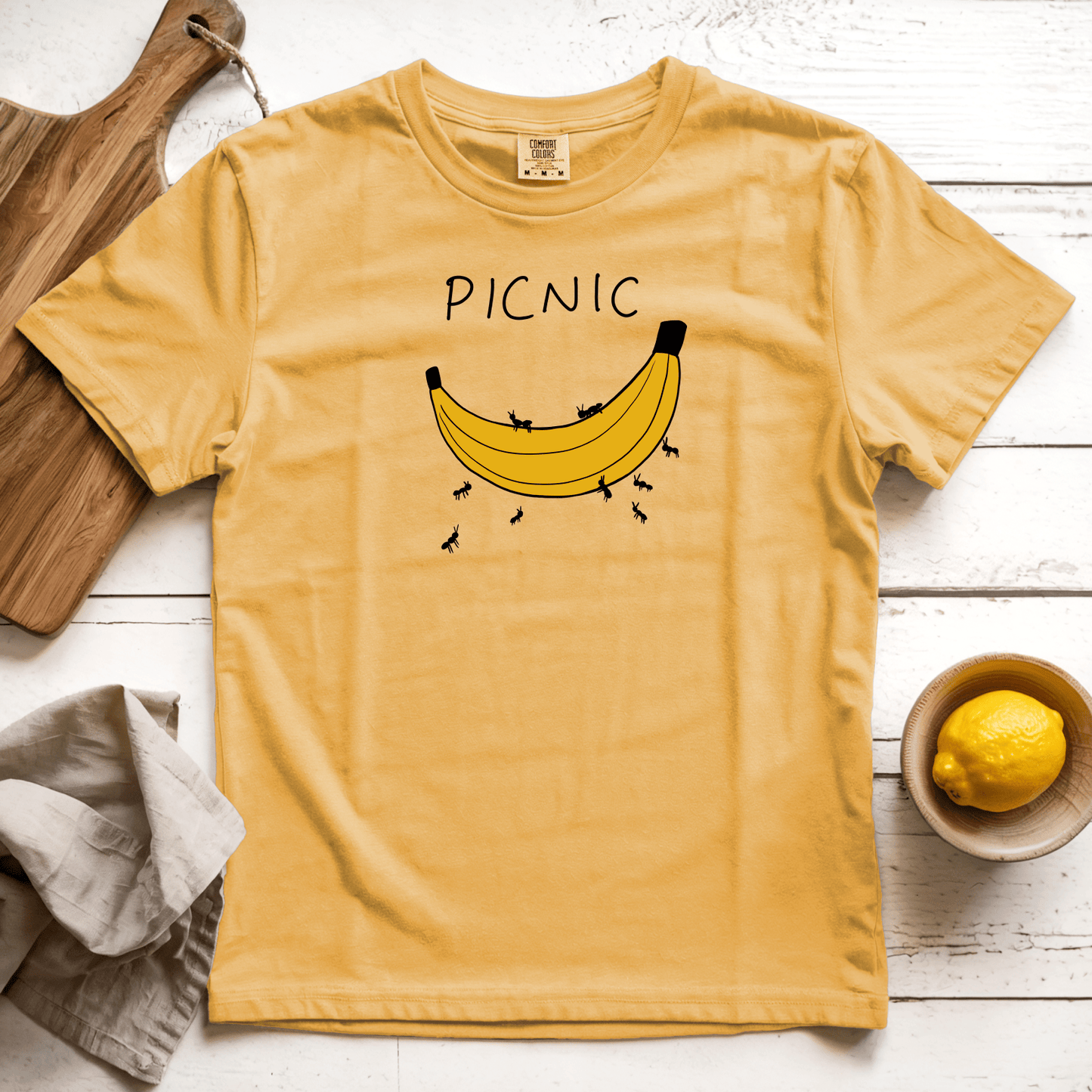 T-Shirts Mustard / S Picnic: Woblylines